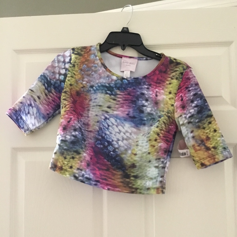 Multi-Colored short sleeve shirt
